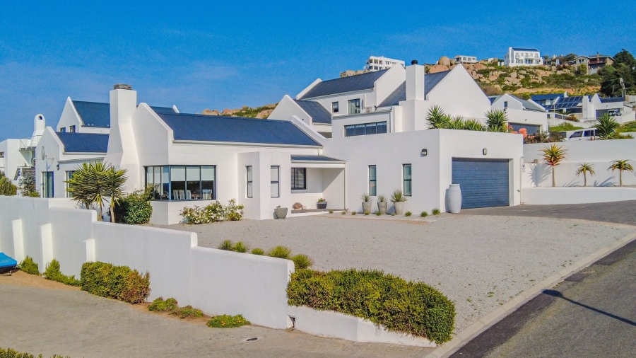 3 Bedroom Property for Sale in Da Gama Bay Western Cape